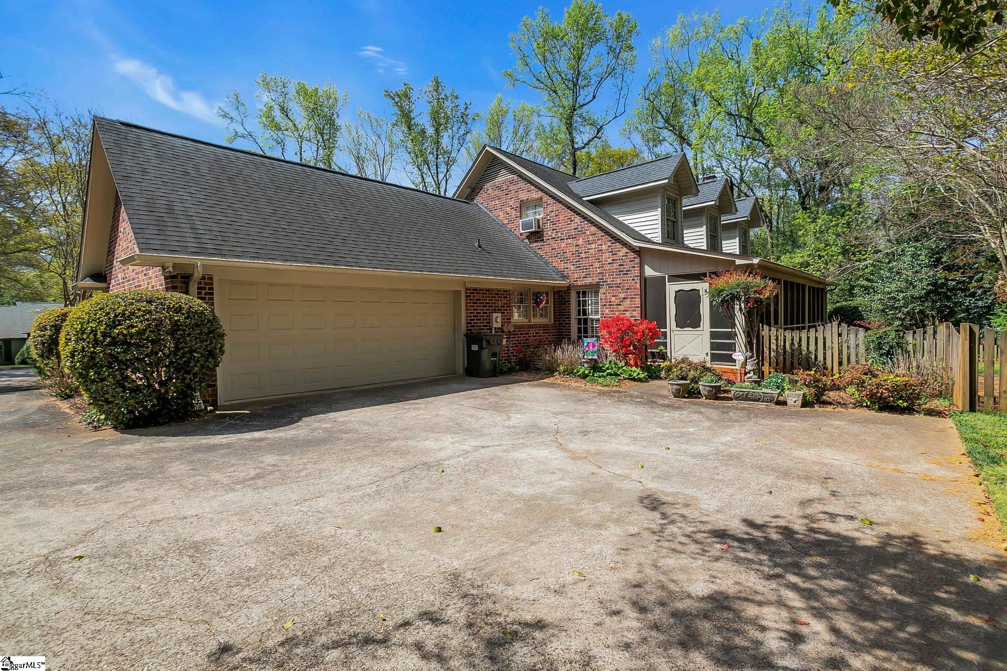 307 Hunting Hollow Road Greenville, SC 29615 - Photo 44 of 48 Gallery Image 44
