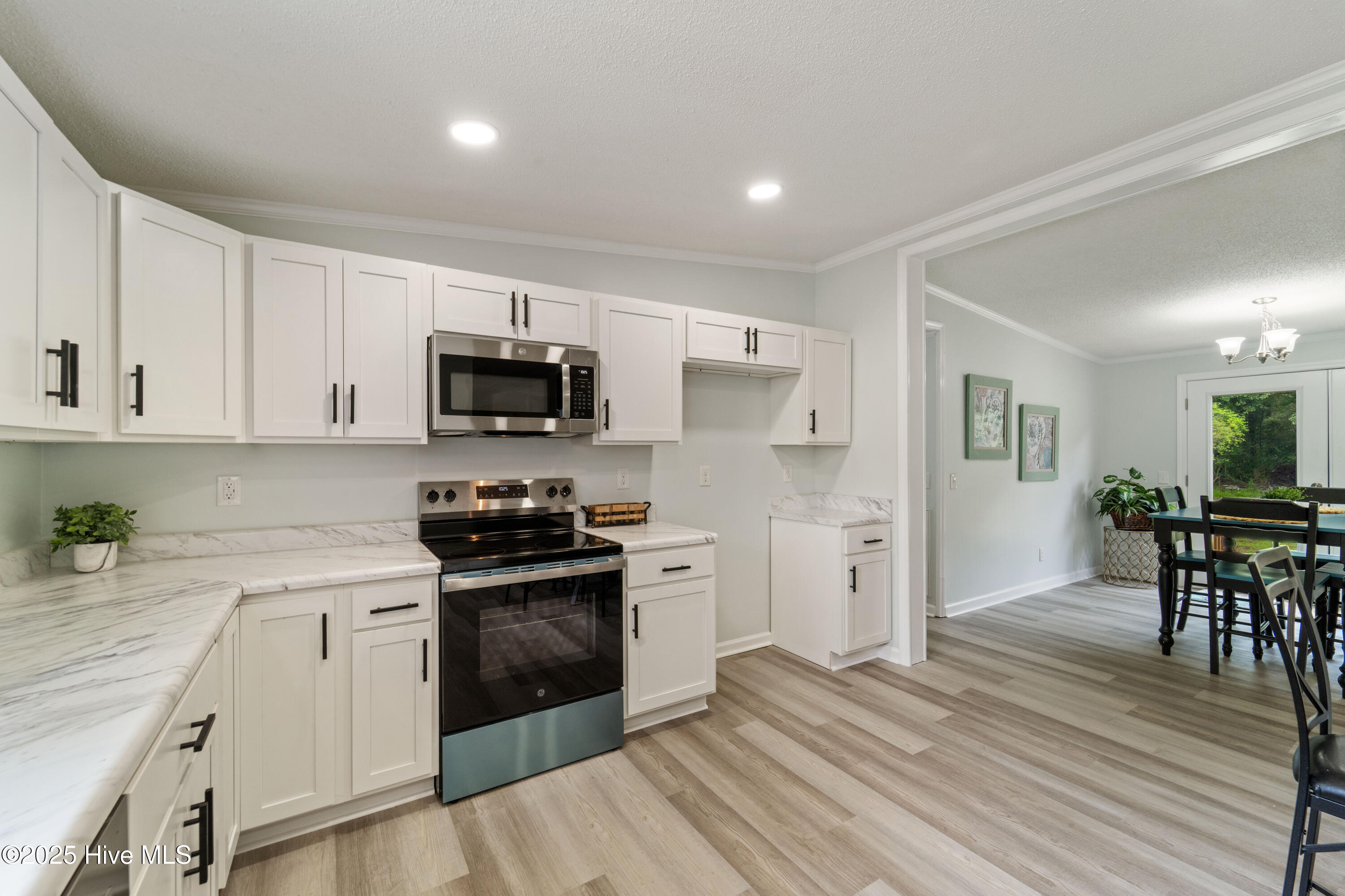 104 Liberty Road Watha, NC 28478 - Photo 11 of 28 Kitchen