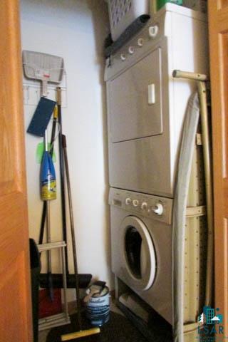 5246 Morris Thomas Road Hermantown, MN 55810 - Photo 13 of 24 Main floor laundry