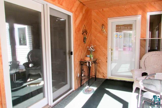 5246 Morris Thomas Road Hermantown, MN 55810 - Photo 21 of 24 Porch