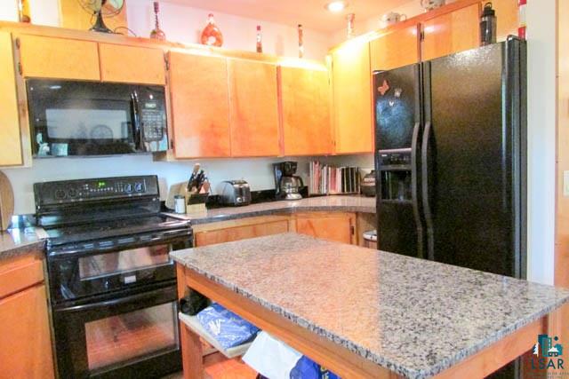 5246 Morris Thomas Road Hermantown, MN 55810 - Photo 3 of 24 Kitchen