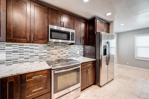 $2,650 | 6312 Westcoat Drive, Colleyville, TX 76034