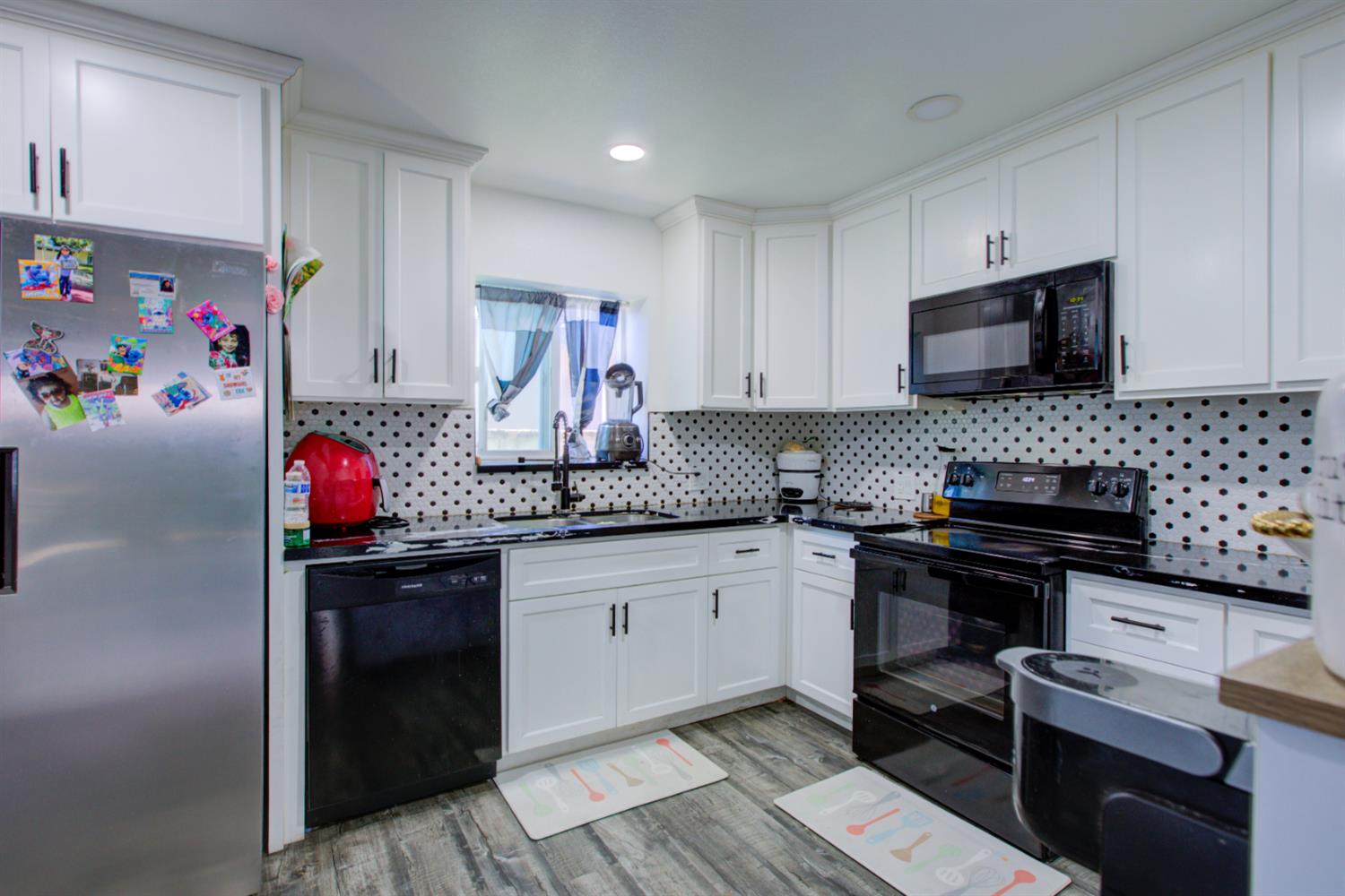 441 Ryder Way Modesto, CA 95351 - Photo 7 of 36