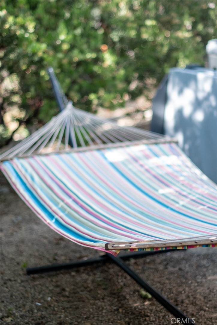 940 Highway 173 Lake Arrowhead, CA 92352 - Photo 37 of 45 a view of a backyard of a house