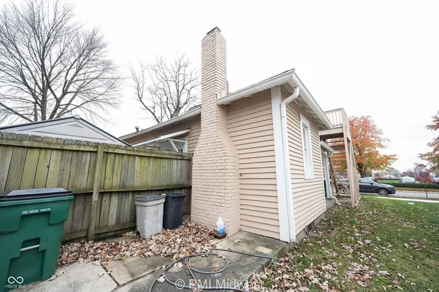 $749 | 411 South East Street, Unit 1/2, Lebanon, IN 46052