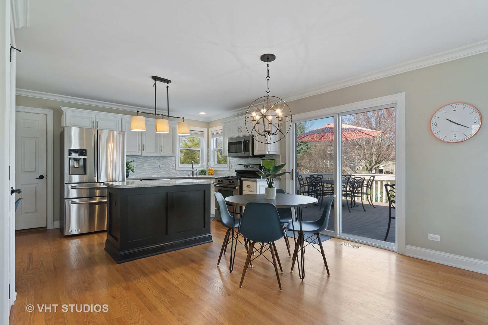 2833 Miller Road Geneva, IL 60134 - Photo 2 of 21