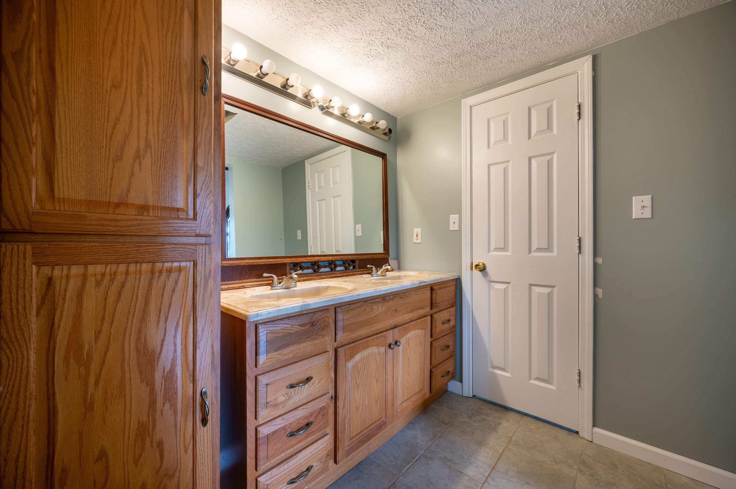 122 Walnut Grove Road Narrows, VA 24124 - Photo 37 of 83 Gallery Image 37