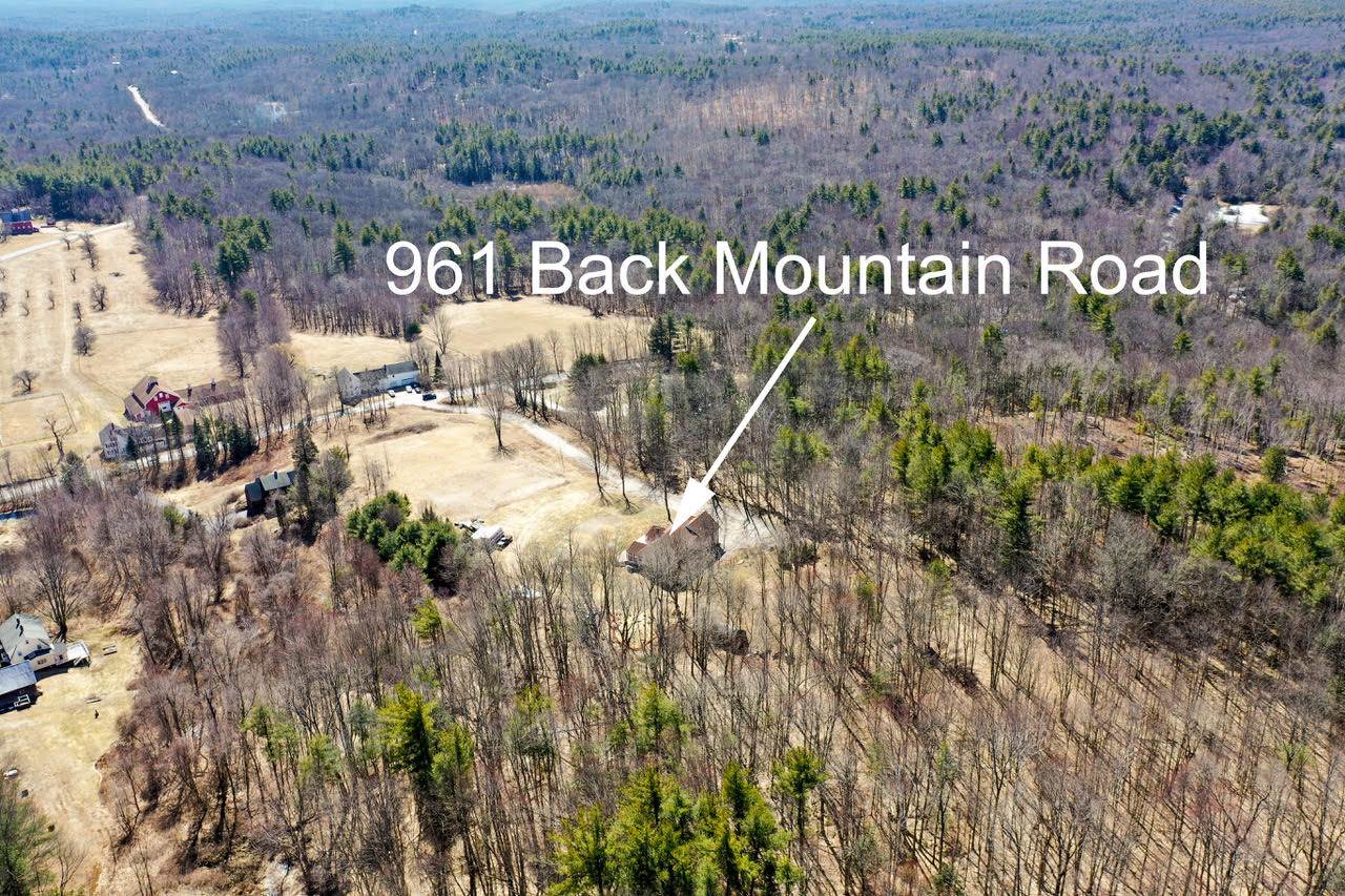 961 Back Mountain Road Goffstown, NH 03045 - Photo 5 of 39