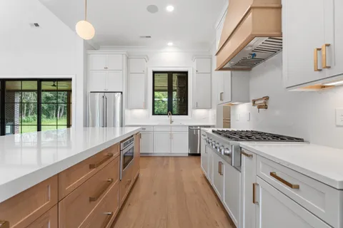 $1,475,000 | 330 Canna Drive, Lascassas, TN 37085