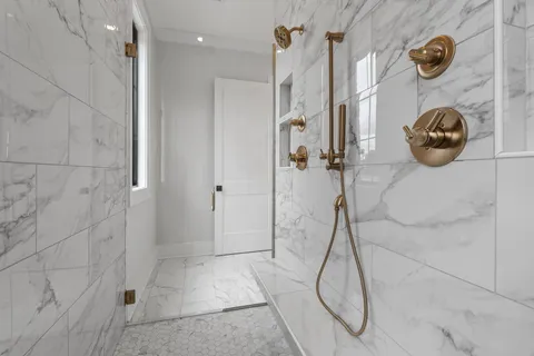 $1,475,000 | 330 Canna Drive, Lascassas, TN 37085