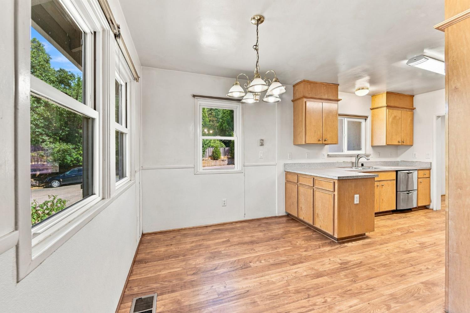 2681 Cable Road Camino, CA 95709 - Photo 10 of 33 Gallery Image 10