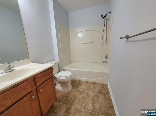 $2,700 | 113 Lionheart Lane, Thorofare, NJ 08086