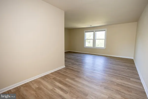 $2,442 | 10270 Cub Run Court, Manassas, VA 20109