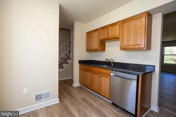 $2,442 | 10270 Cub Run Court, Manassas, VA 20109