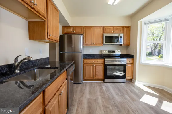 $2,442 | 10270 Cub Run Court, Manassas, VA 20109