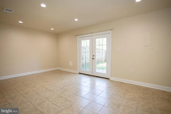 $2,442 | 10270 Cub Run Court, Manassas, VA 20109