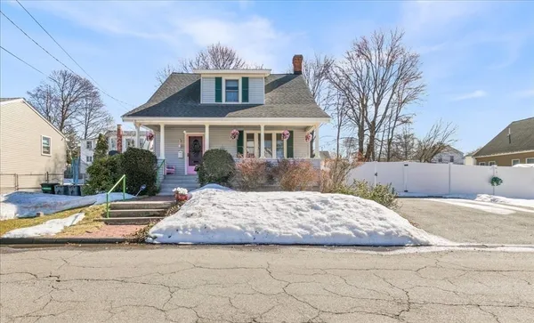 $699,000 | 22 Blueridge Avenue, Saugus, MA 01906