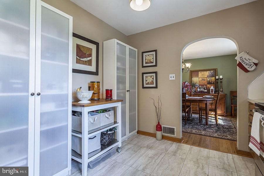 211 Reeser Road Camp Hill, PA 17011 - Photo 11 of 22 Gallery Image 11