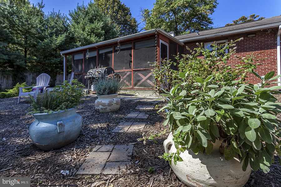 211 Reeser Road Camp Hill, PA 17011 - Photo 20 of 22 Gallery Image 20