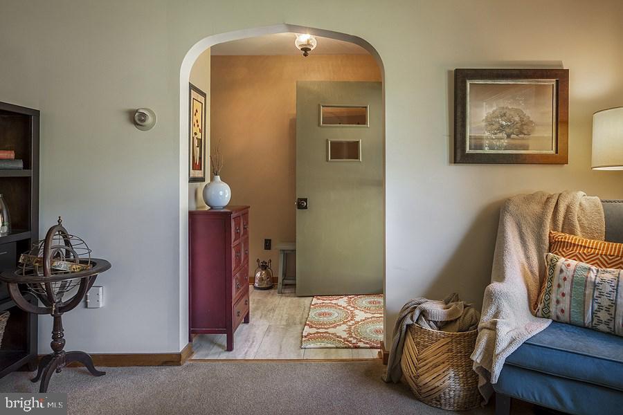 211 Reeser Road Camp Hill, PA 17011 - Photo 5 of 22 Gallery Image 5