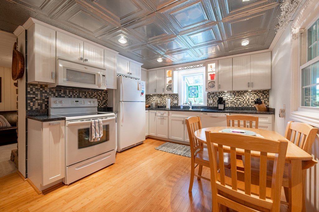 968 Coleman Ridge Road Galax, VA 24333 - Photo 17 of 75 Gallery Image 17