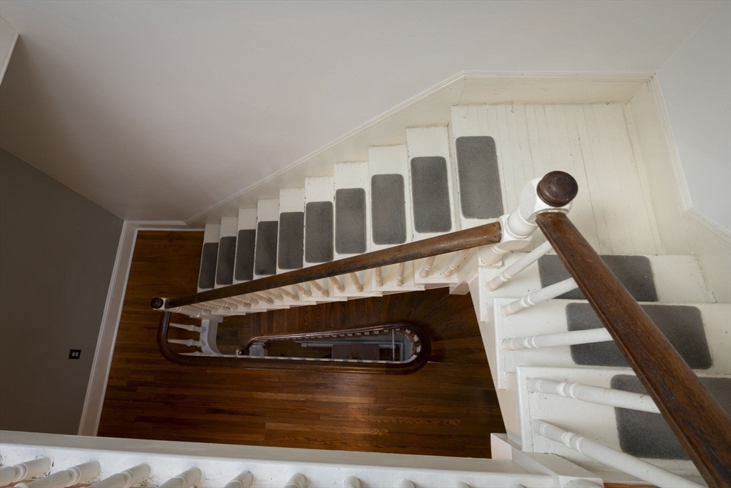18 Briggs Street Salem, MA 01970 - Photo 40 of 43 a view of entryway