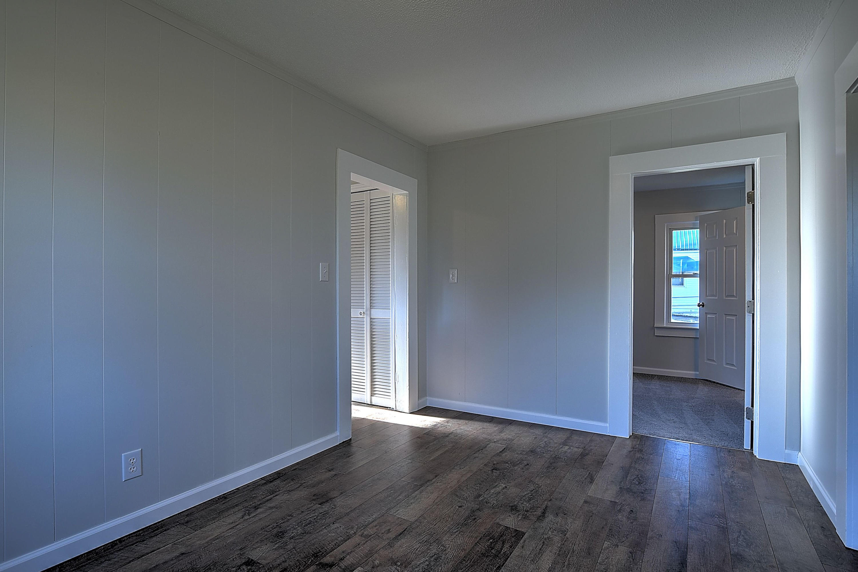 143 Hillcrest Road Bluff City, TN 37618 - Photo 11 of 41 143 Hillcrest-13
