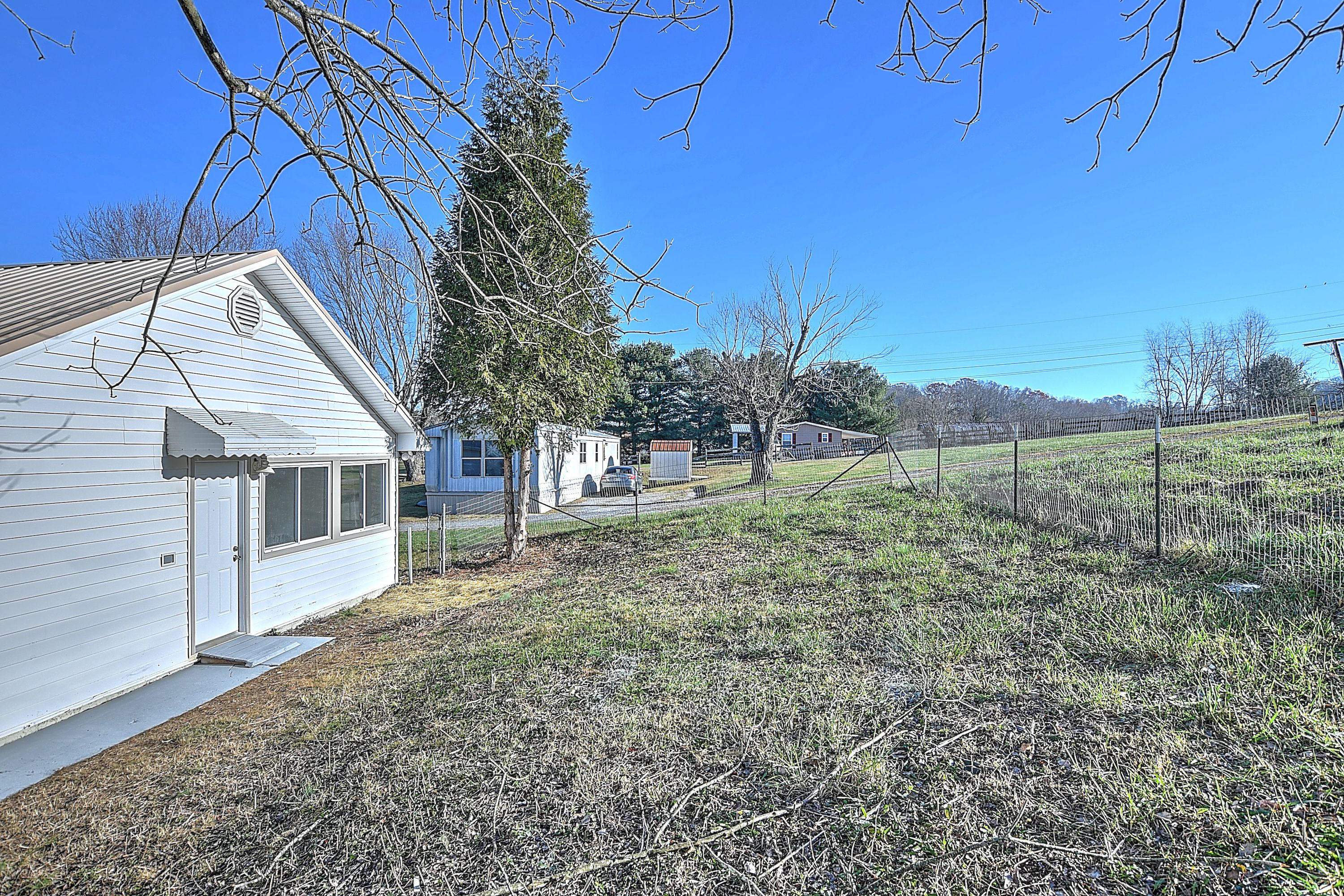 143 Hillcrest Road Bluff City, TN 37618 - Photo 34 of 41 143 Hillcrest-37