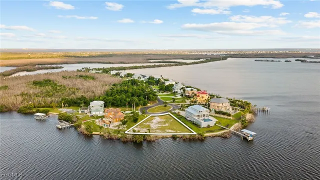 $1,100,000 | 4941 Galt Island Avenue, St. James City, FL 33956
