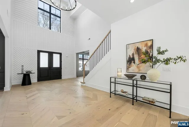 a view of entryway and hall