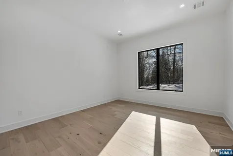 $4,200,000 | 48 Brook Road, Upper Saddle River, NJ 07458