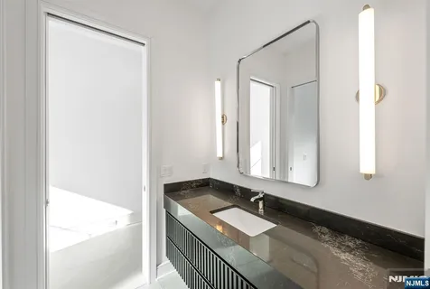 $4,200,000 | 48 Brook Road, Upper Saddle River, NJ 07458