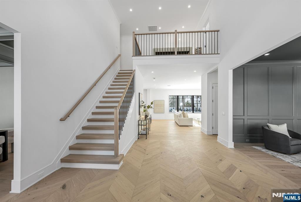 48 Brook Road Upper Saddle River, NJ 07458 - Photo 3 of 50 a view of entryway and hall