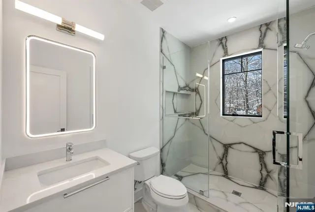 $4,200,000 | 48 Brook Road, Upper Saddle River, NJ 07458