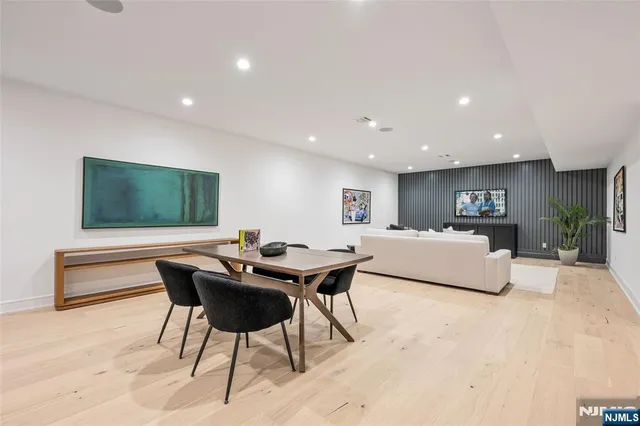 $4,200,000 | 48 Brook Road, Upper Saddle River, NJ 07458