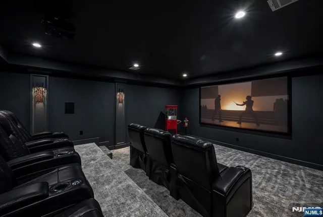 $4,200,000 | 48 Brook Road, Upper Saddle River, NJ 07458