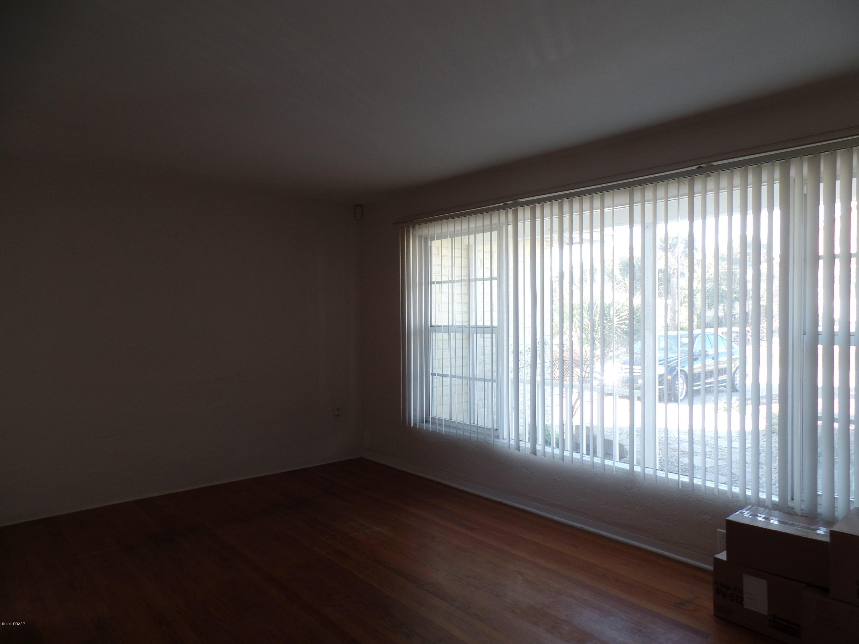 128 Harrison Road Daytona Beach, FL 32118 - Photo 4 of 13 SAM_0232
