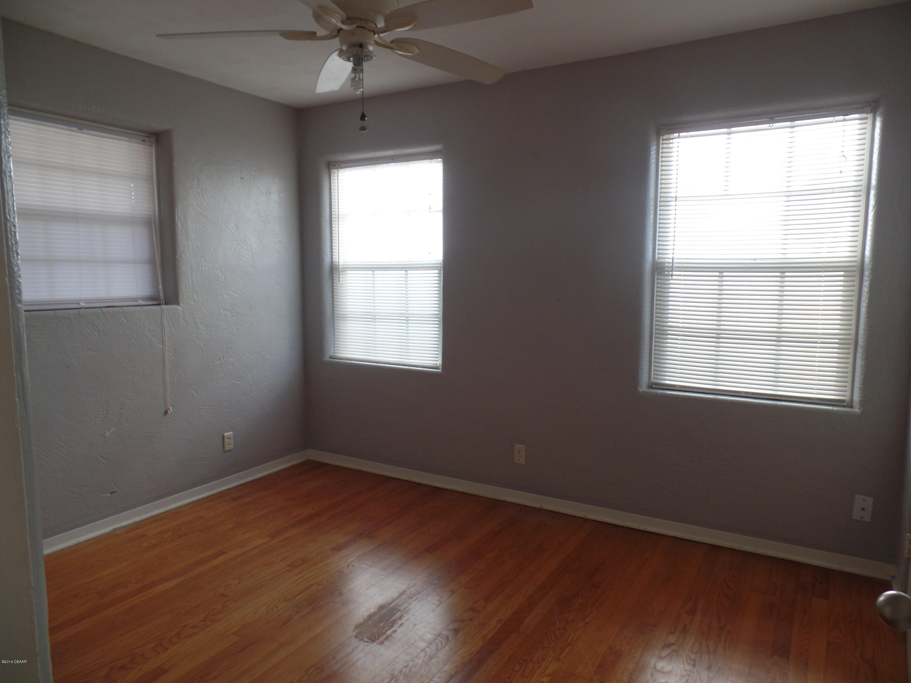 128 Harrison Road Daytona Beach, FL 32118 - Photo 5 of 13 SAM_0233