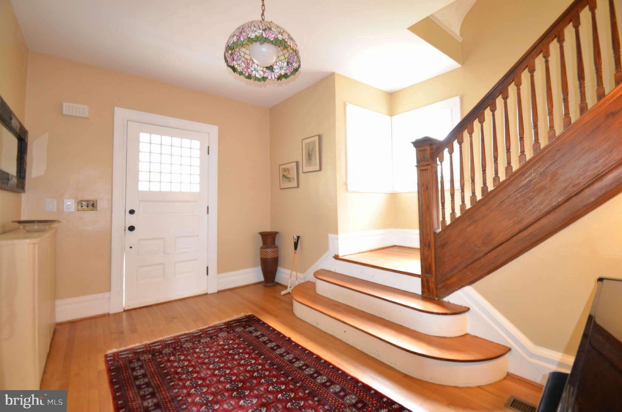 4721 Keswick Road Baltimore, MD 21210 - Photo 4 of 30 Foyer