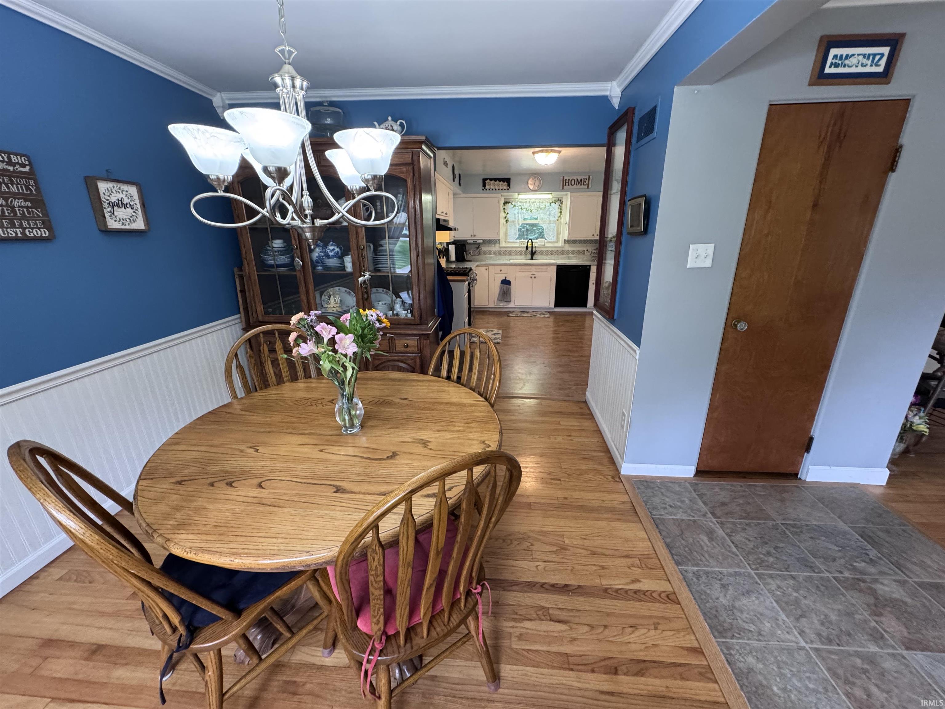 16166 Ireland Road Mishawaka, IN 46544 - Photo 9 of 50 Gallery Image 9
