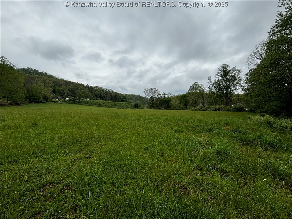 2951 McComas Road Barboursville, WV 25504 - Photo 6 of 7 Gallery Image 6