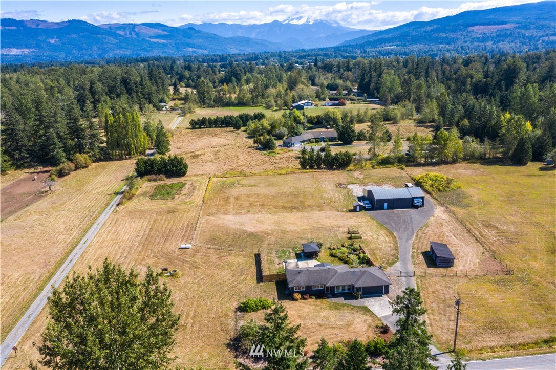 5536 Mission Road Bellingham, WA 98226 - Photo 2 of 40