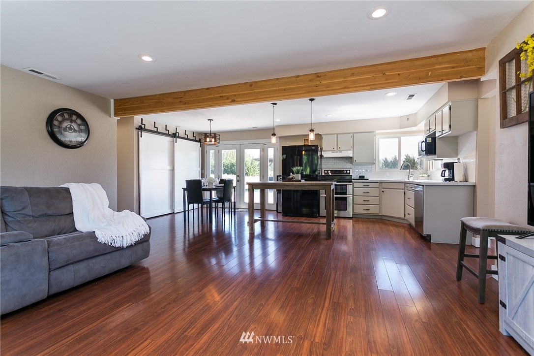 5536 Mission Road Bellingham, WA 98226 - Photo 11 of 40