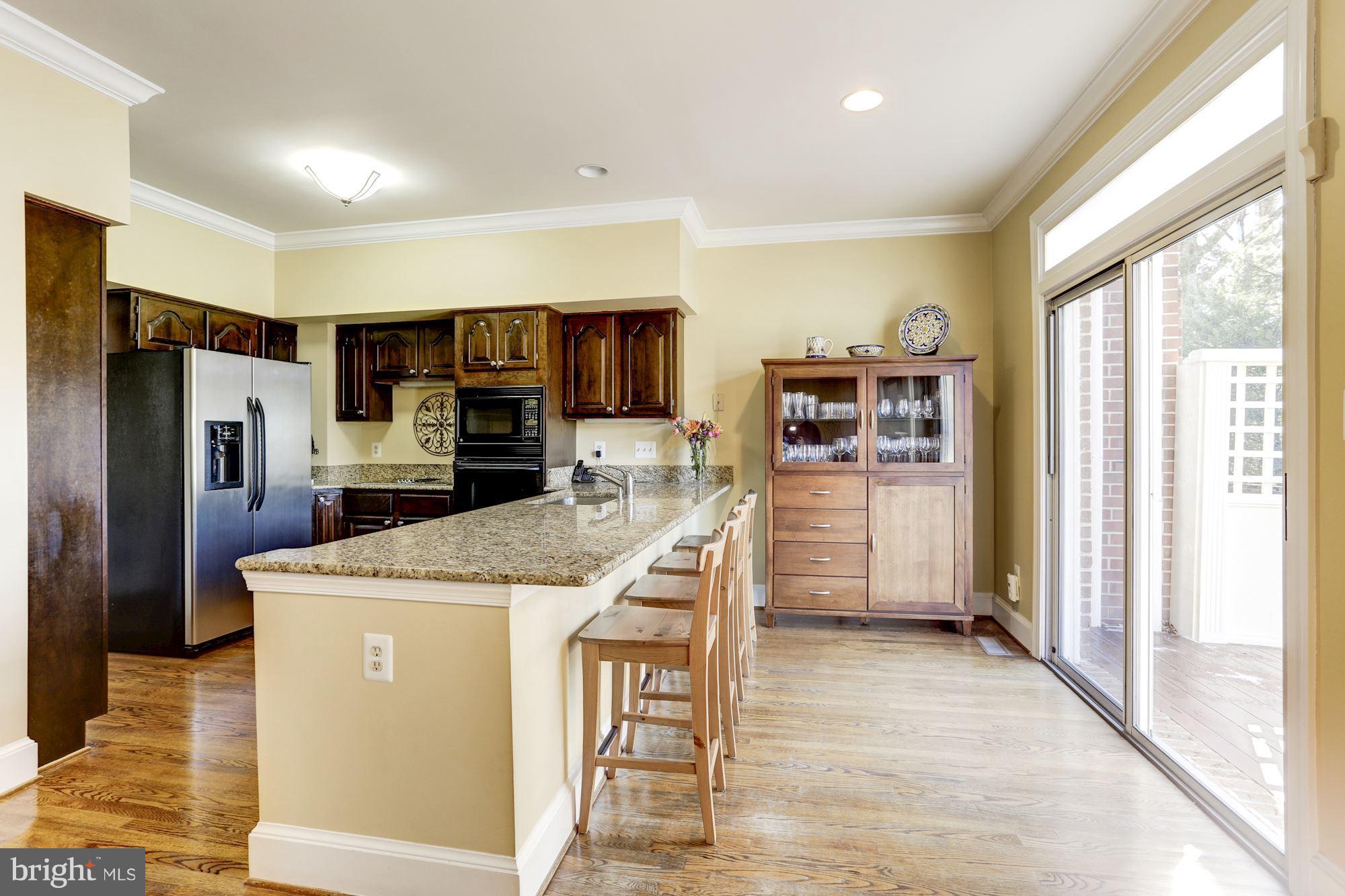 3908 North Glebe Road Arlington, VA 22207 - Photo 11 of 30 KITCHEN
