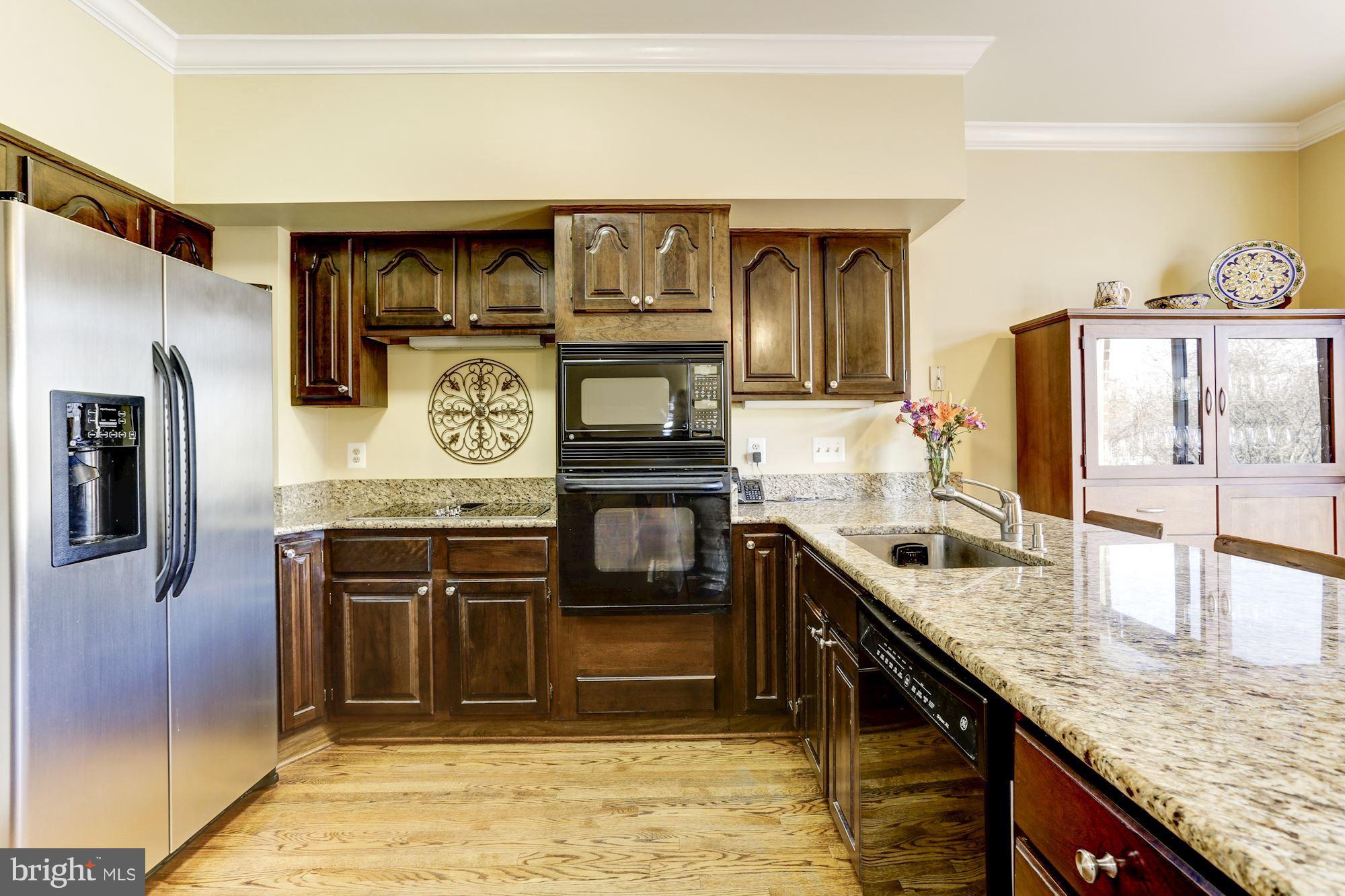 3908 North Glebe Road Arlington, VA 22207 - Photo 13 of 30 KITCHEN