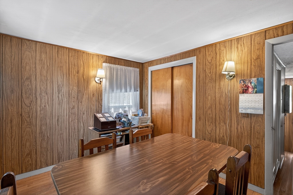 22 Myrtle Avenue Acushnet, MA 02743 - Photo 16 of 31