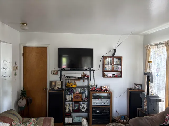 $280,000 | 808 East Adams Avenue, Riverton, WY 82501