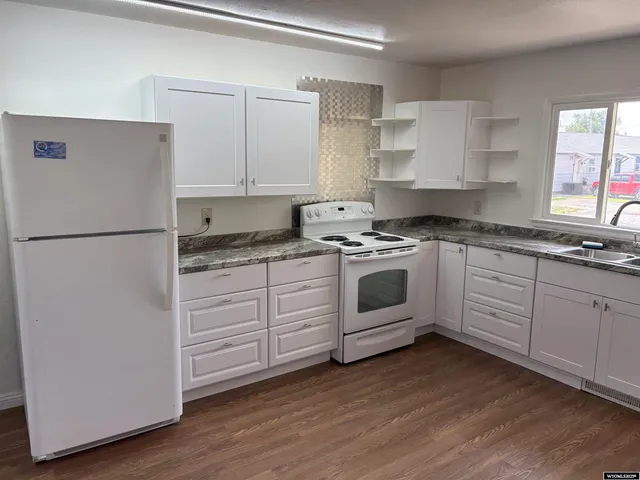 $280,000 | 808 East Adams Avenue, Riverton, WY 82501