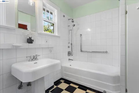 $1,299,000 | 2114 Marin Avenue, Berkeley, CA 94707