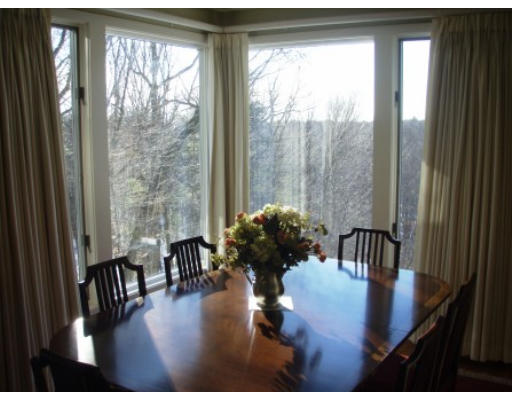 11 Black Oak Road Wayland, MA 01778 - Photo 8 of 9 Gallery Image 8
